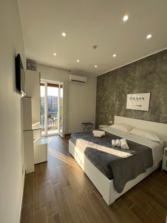 Metropolis Home เนเปิลส์ ภายนอก รูปภาพ